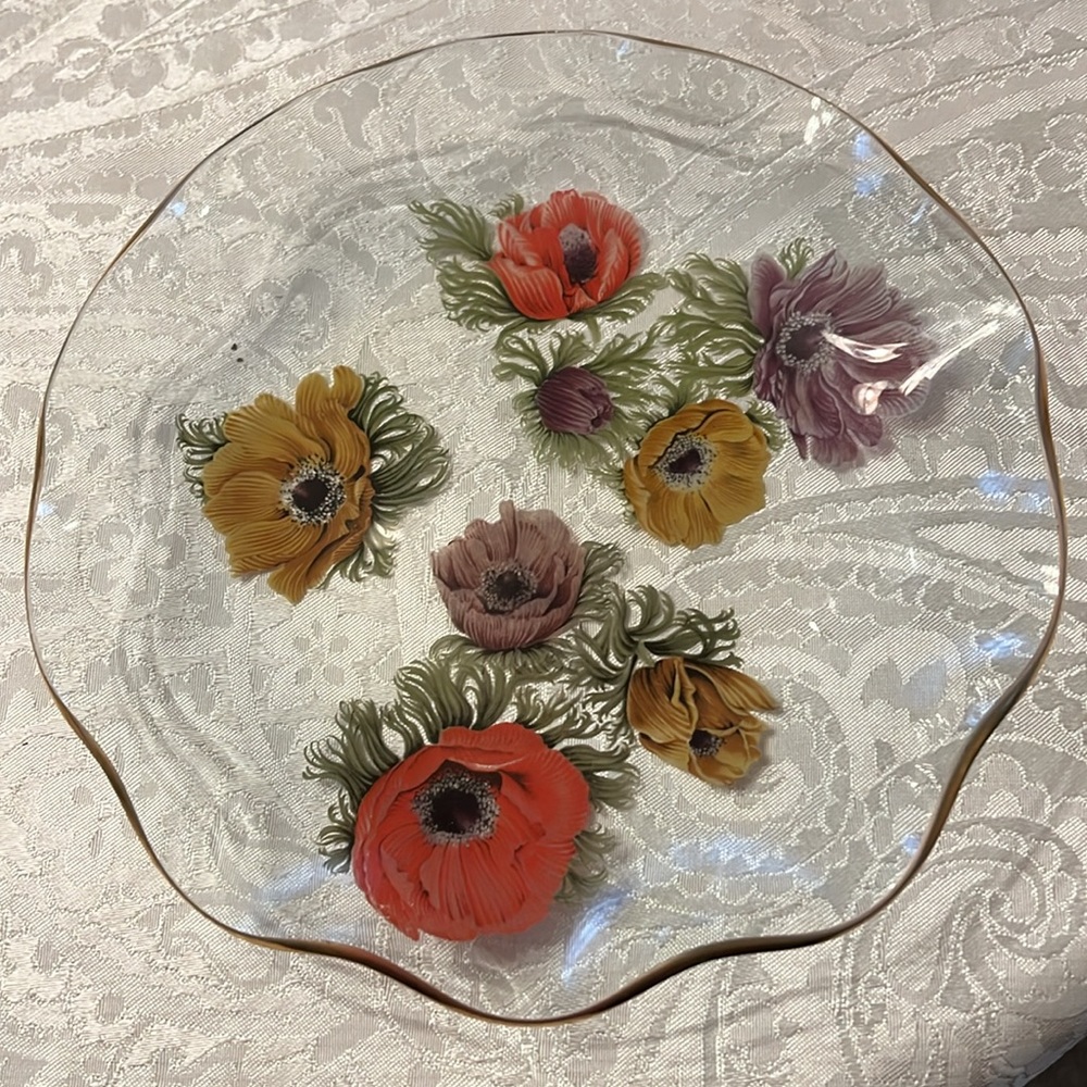 Vintage England Chance glass Floral Plate in EUC 7 inch diameter in EUC!